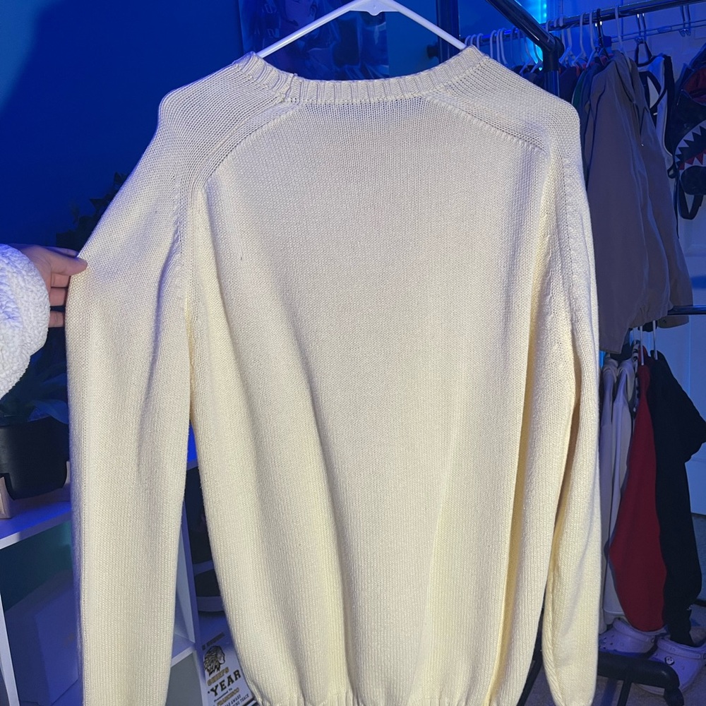 Yellow sweater